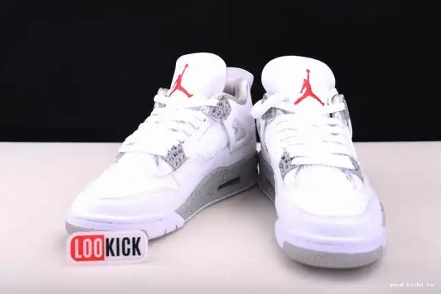 Jordan (2021) CT8527-100 White Oreo Retro 4 0526